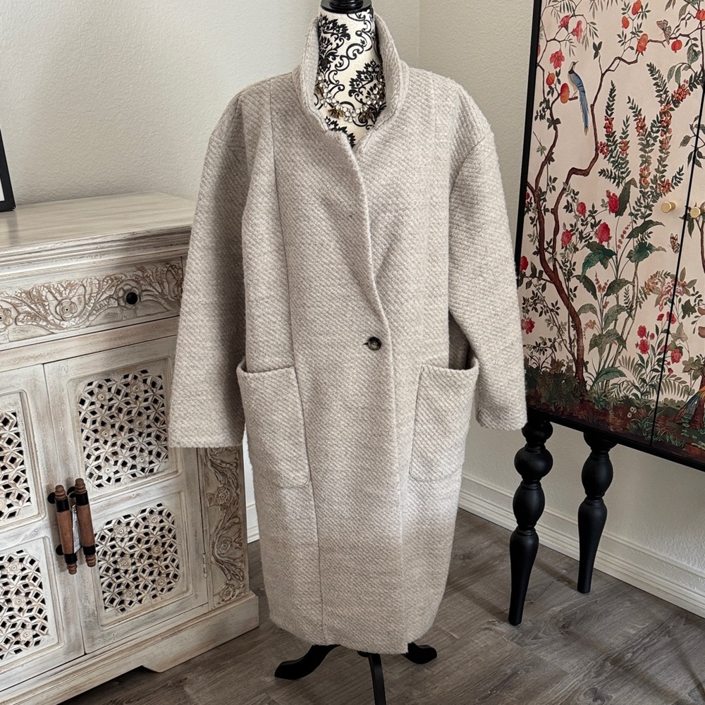 Banana Republic BNWT Beige Long Knit Wool Coat with Pockets Size XL